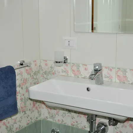 Velaris Apartamento *